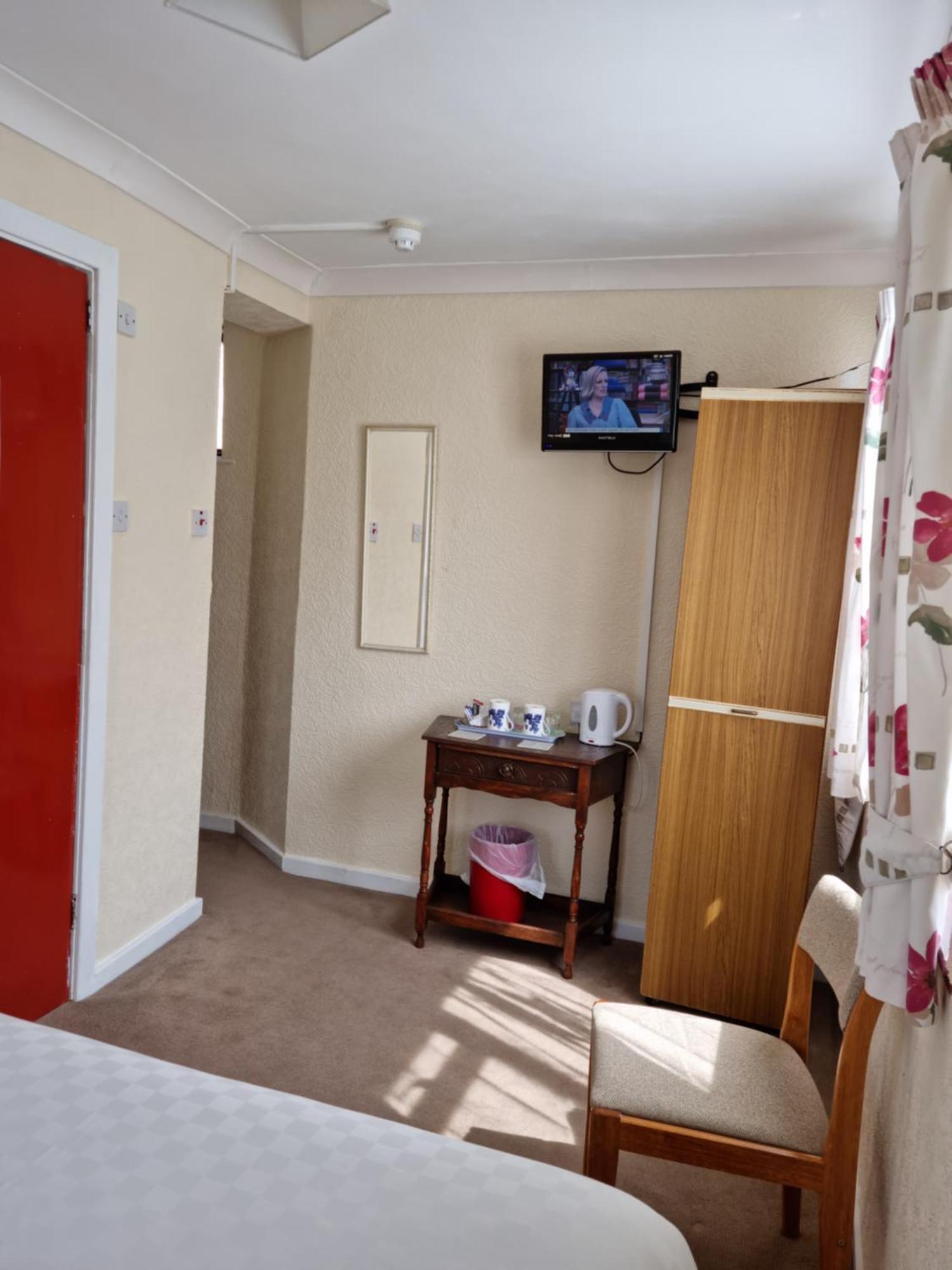 Fern Villa Blackpool Room photo